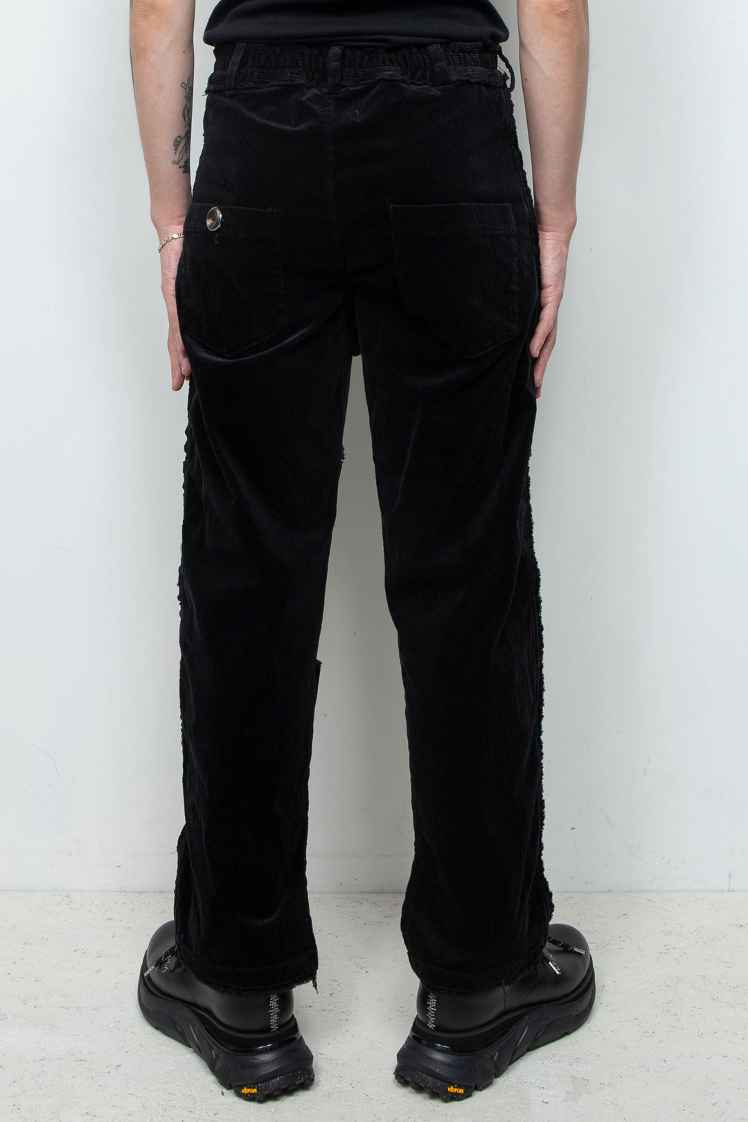 Reconstructed 5-pocket pants (corduroy) BLACK