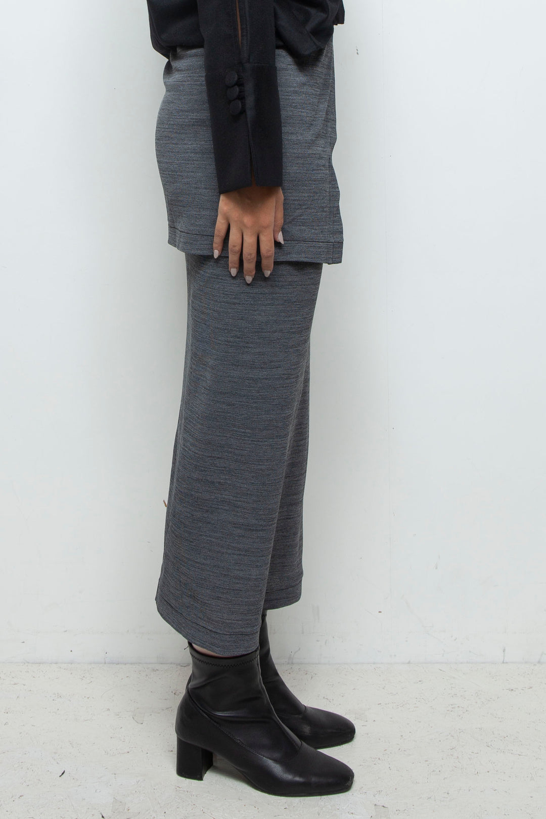 Soft Frame Skirt GRAY