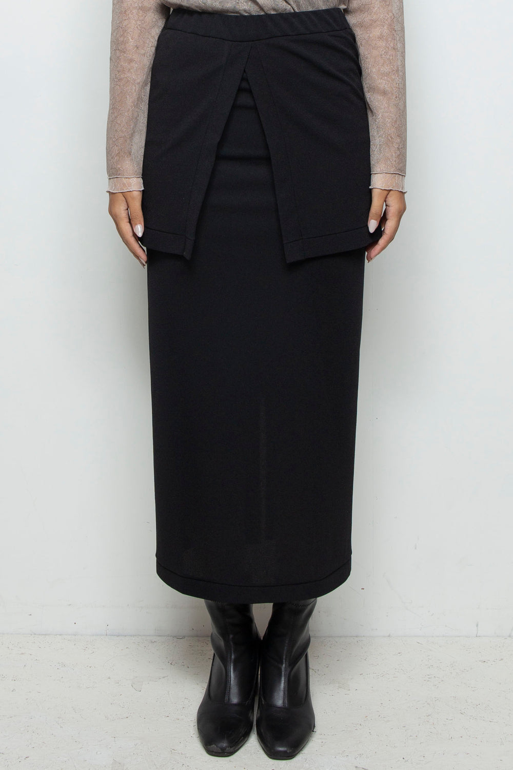 Soft Frame Skirt BLACK