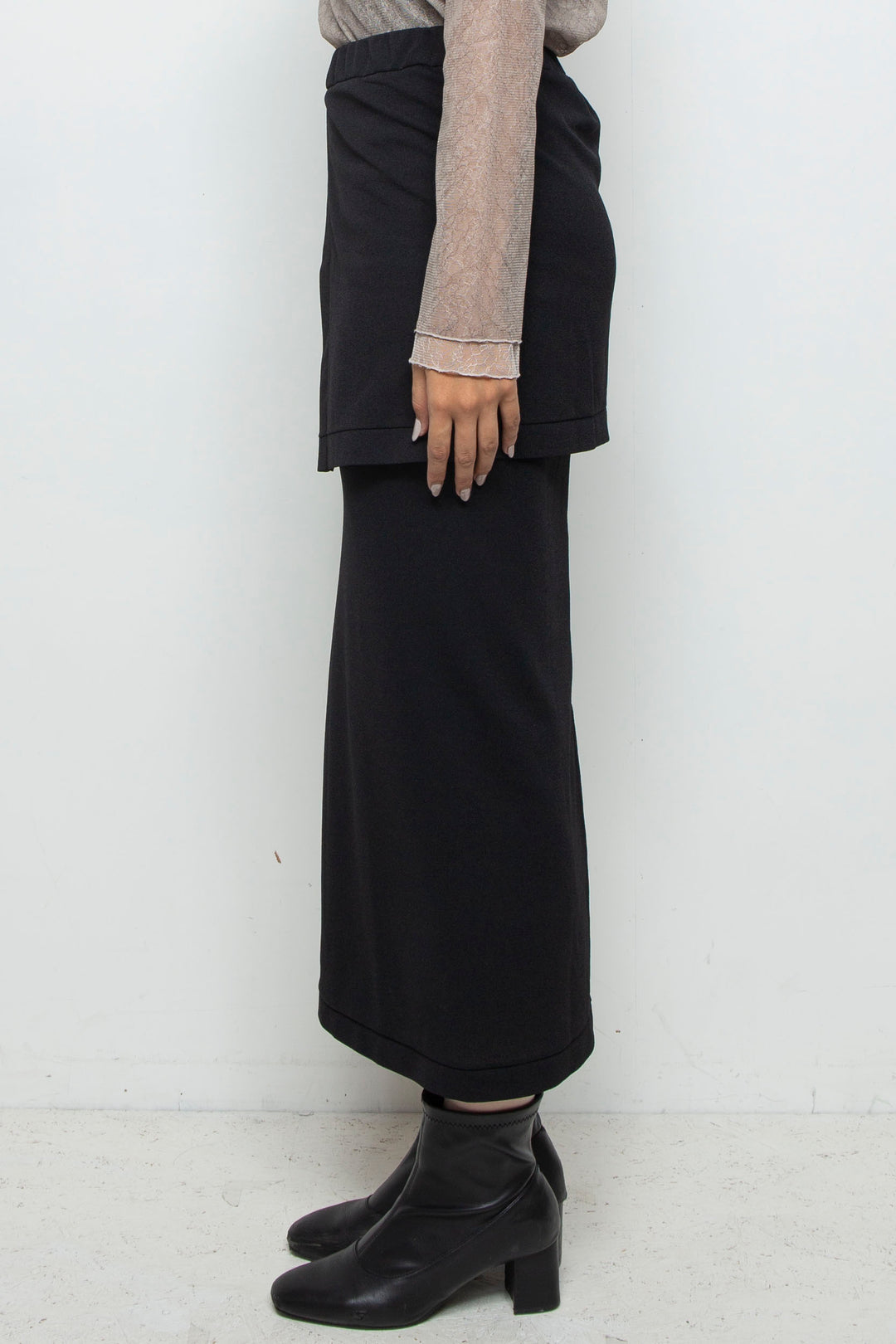 Soft Frame Skirt BLACK