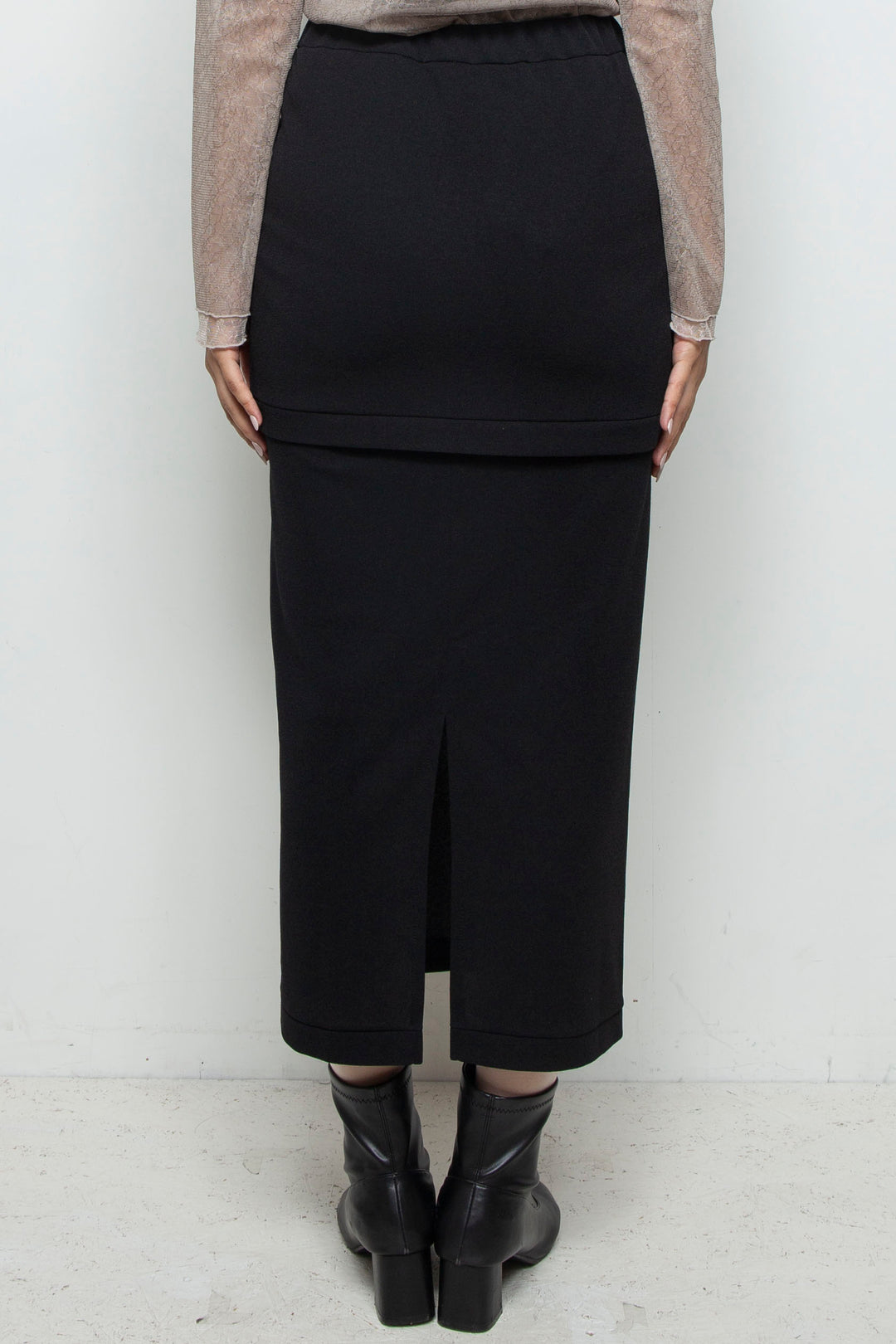 Soft Frame Skirt BLACK