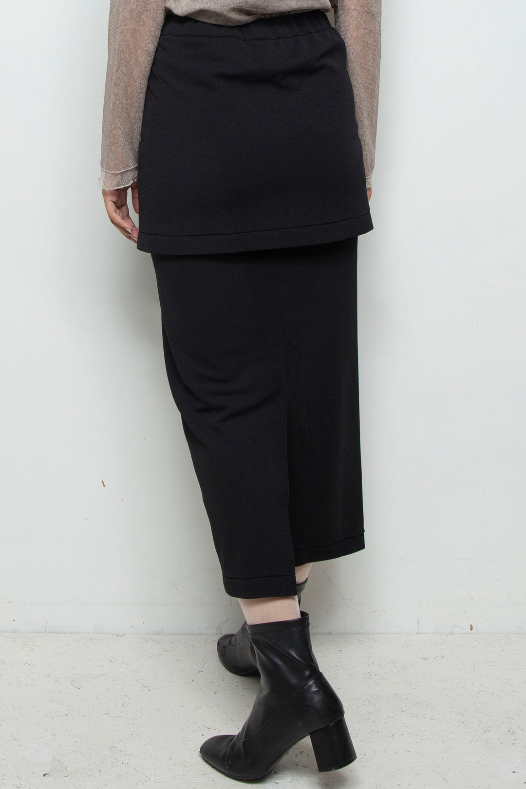 Soft Frame Skirt BLACK