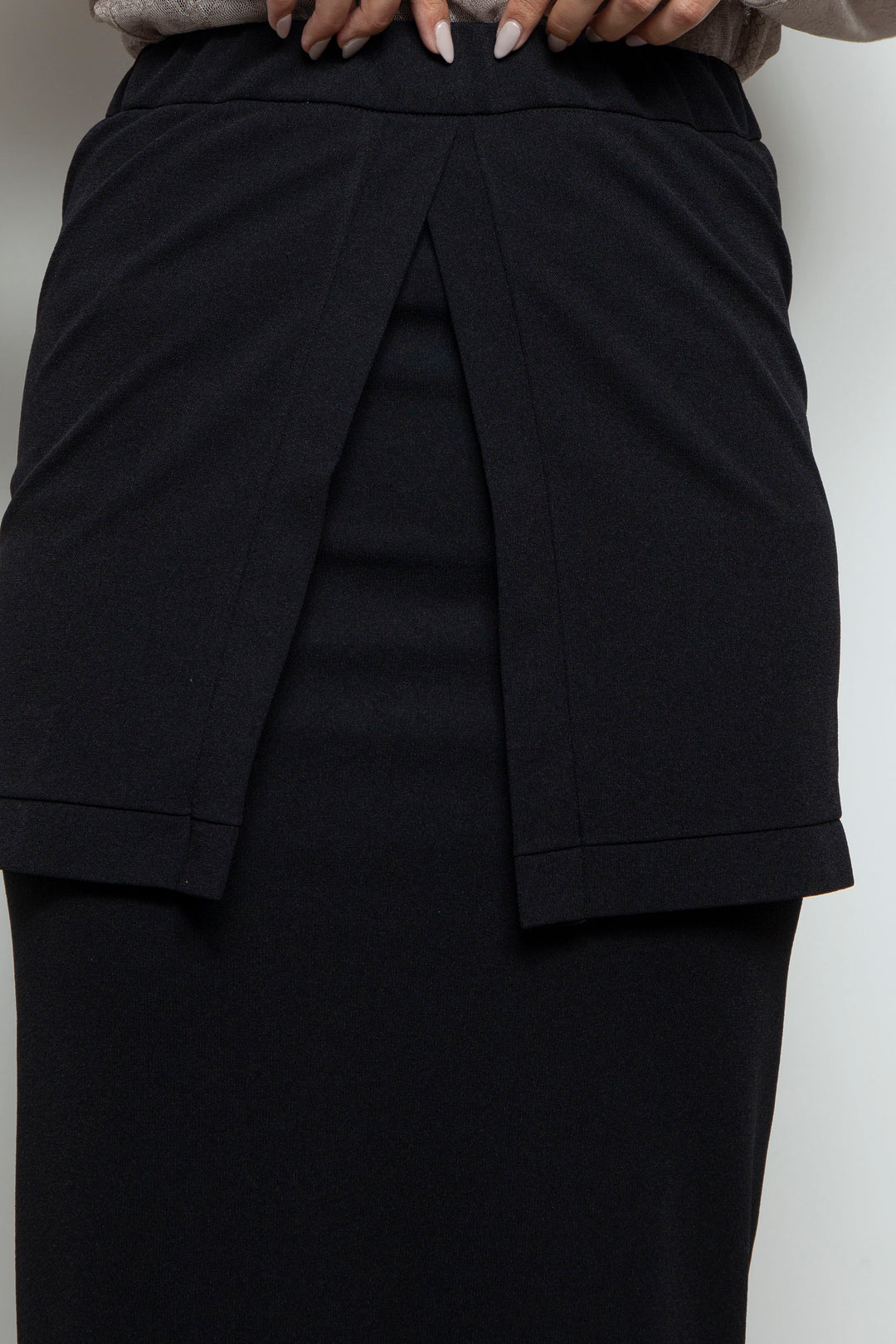 Soft Frame Skirt BLACK