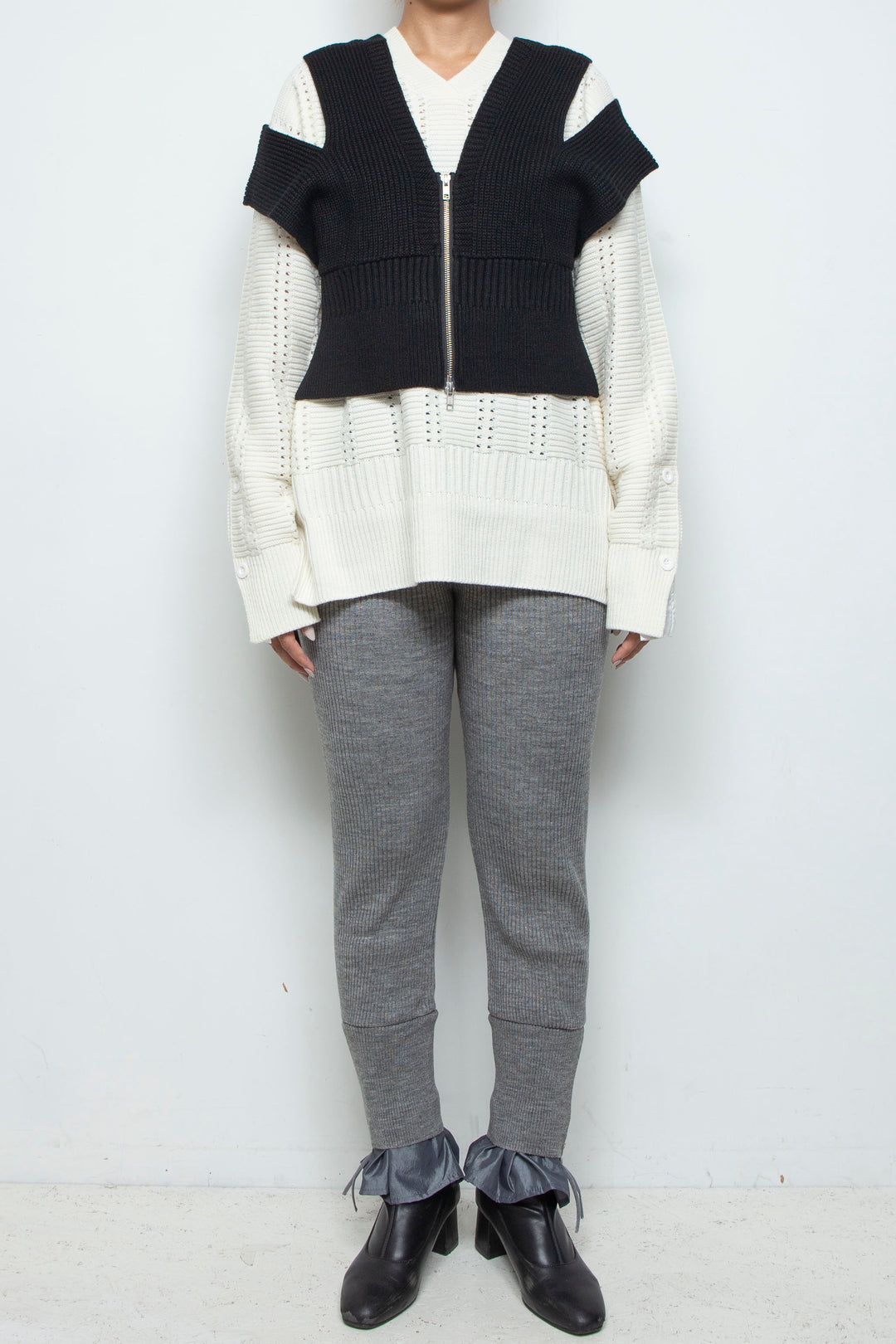 250202 VEST BLACK