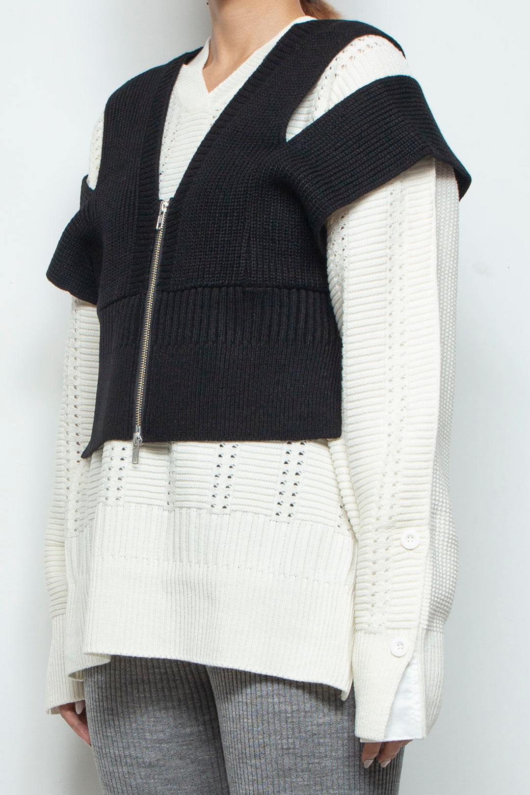 250202 VEST BLACK
