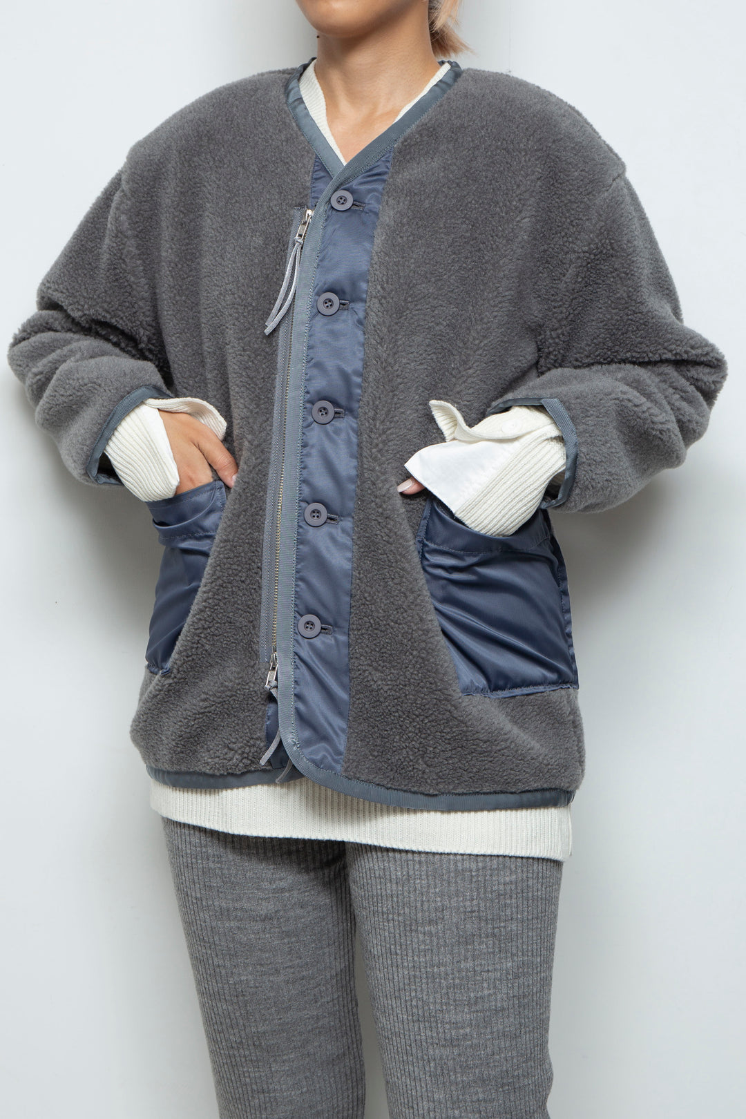 250210 JACKET GRAY