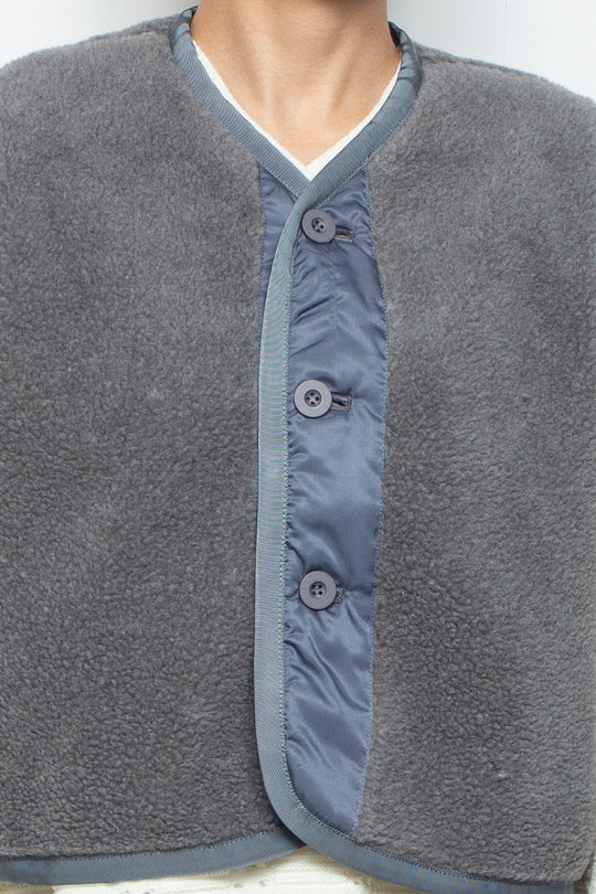250209 VEST GRAY