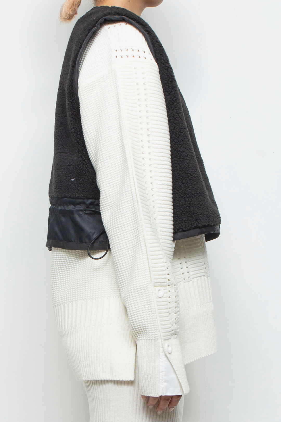 250209 VEST BLACK