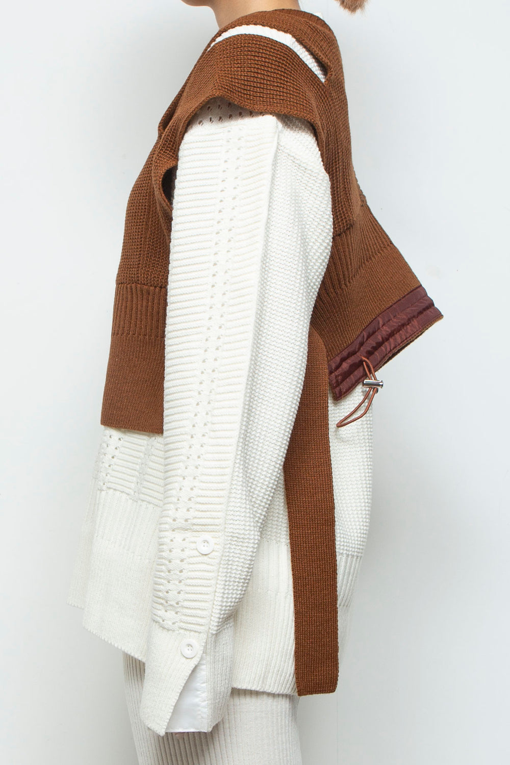 250202 VEST BROWN