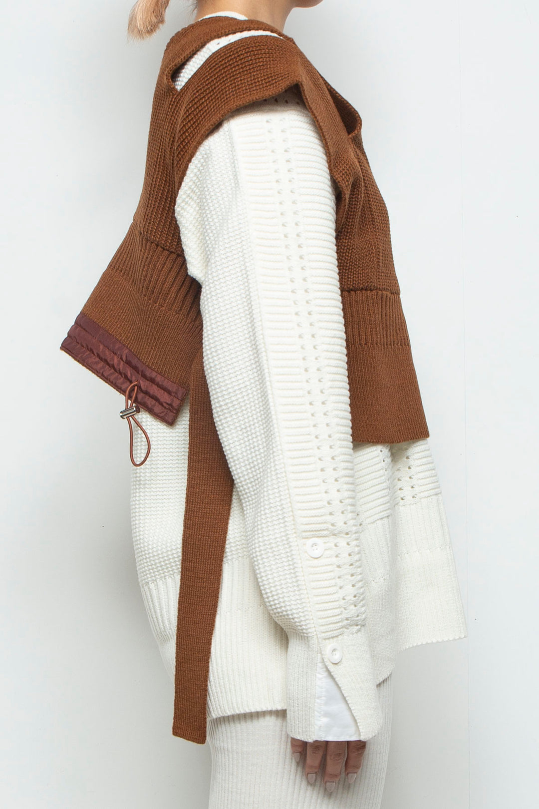 250202 VEST BROWN