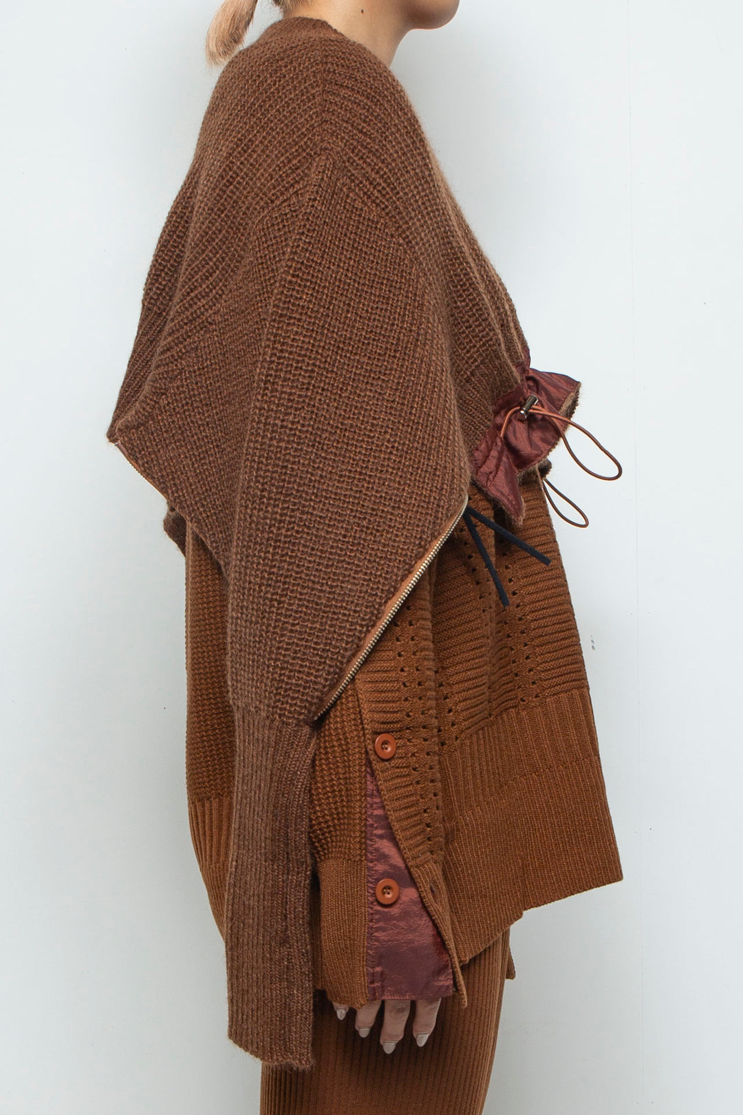 250201 KNIT BROWN