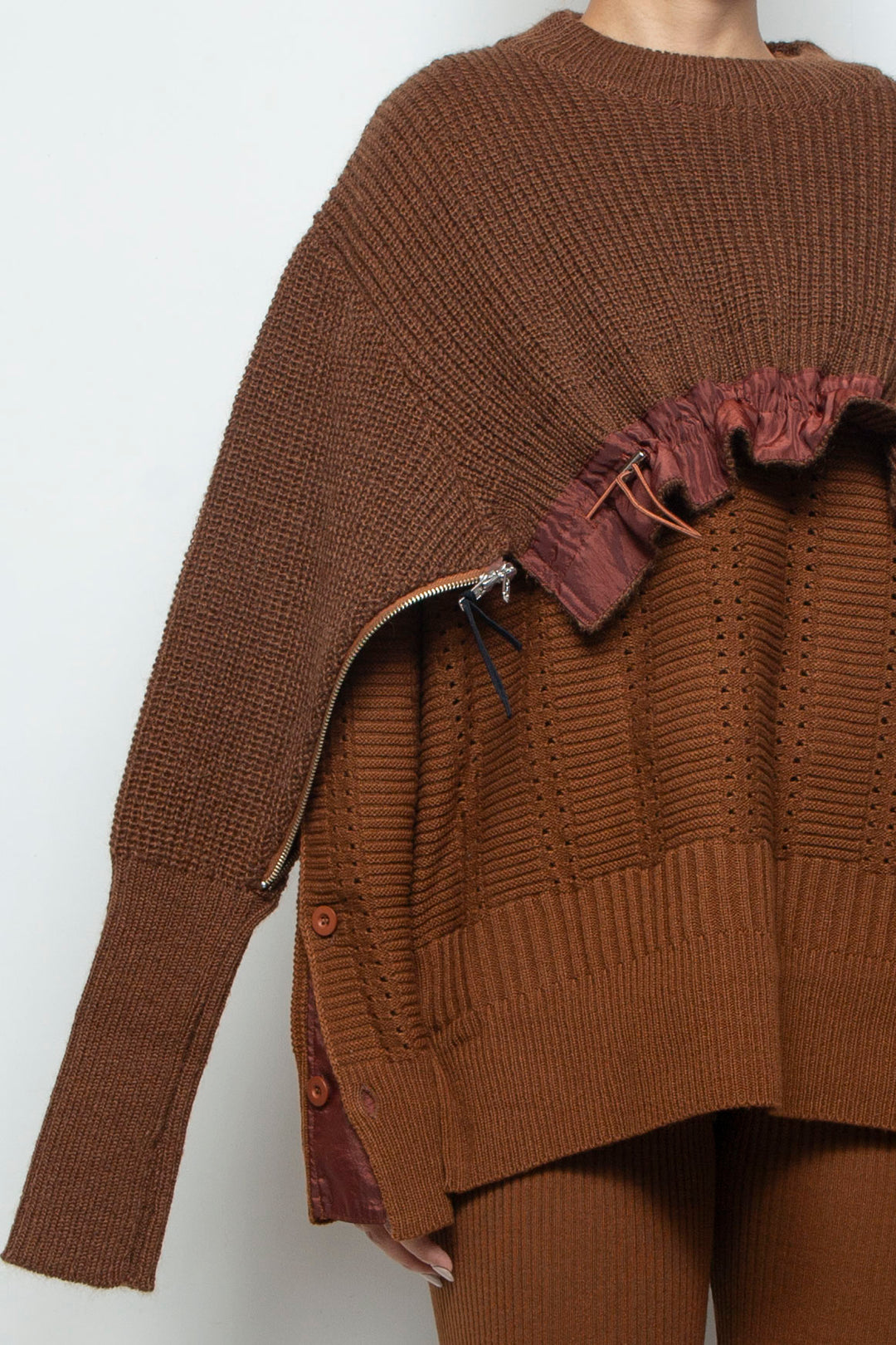 250201 KNIT BROWN