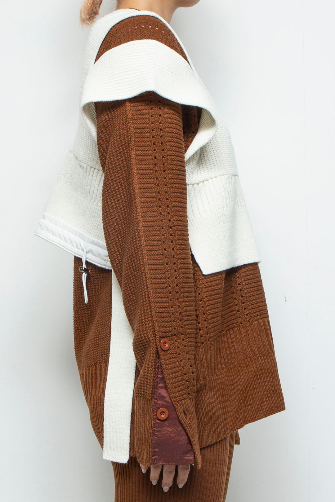 250202 VEST WHITE