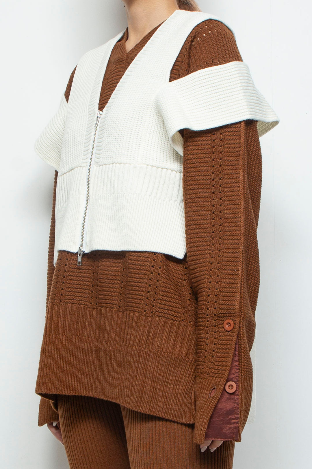 250202 VEST WHITE