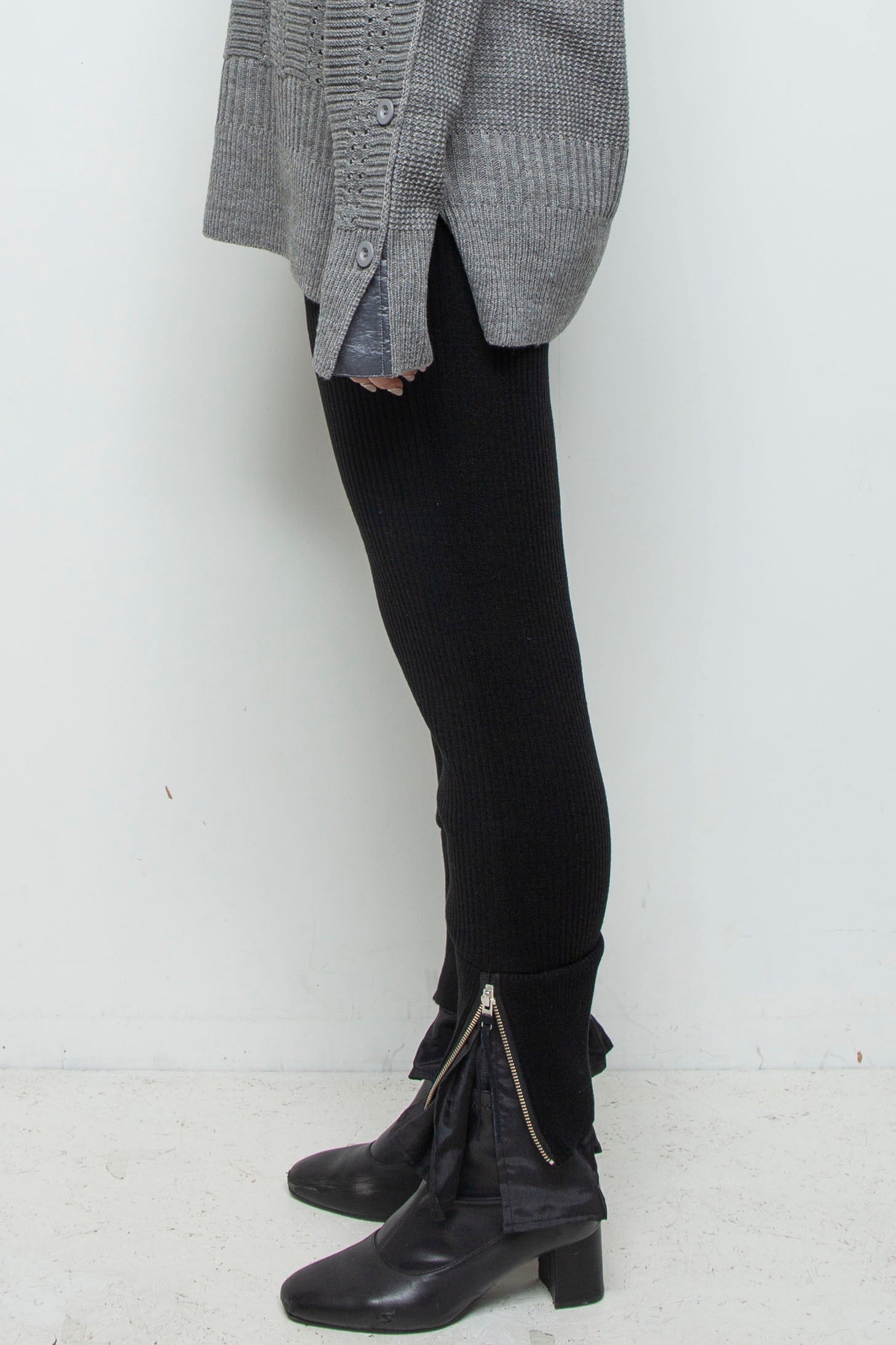 【美品】デザイナーズブランド CHERIEシェリー 繁田明希　ケーブルニット 美品】デザイナーズブランド CHERIEシェリー 繁田明希 ケーブル