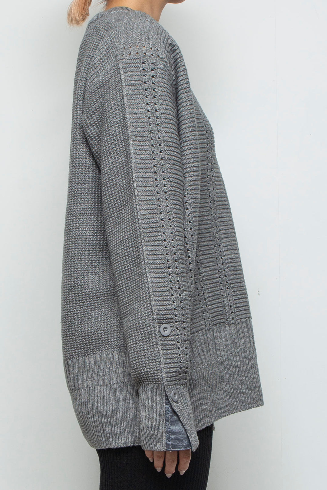 250203 TOPS GRAY