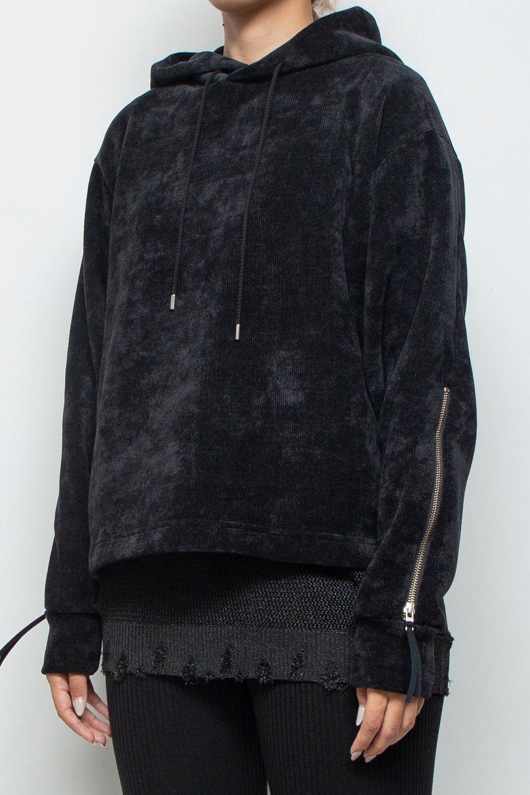 250208 PARKA BLACK