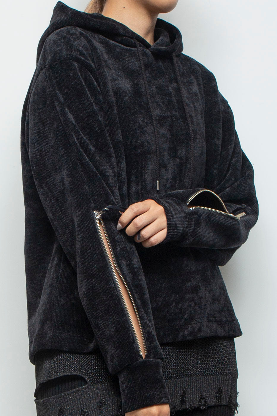 250208 PARKA BLACK
