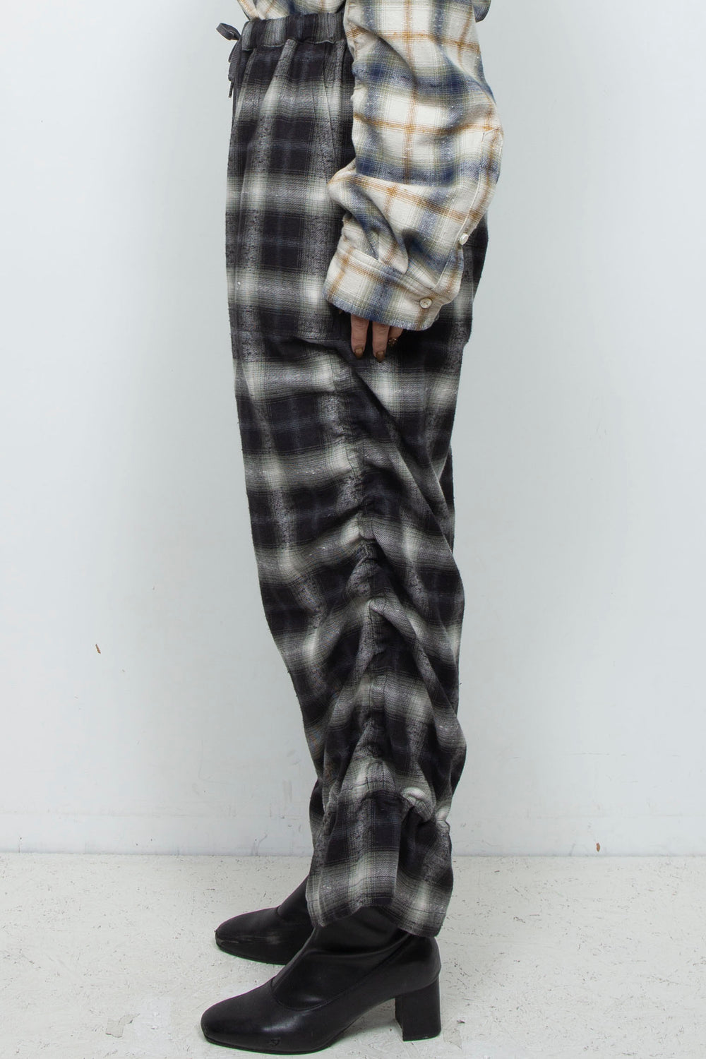 Mimic Shirred Pants Black