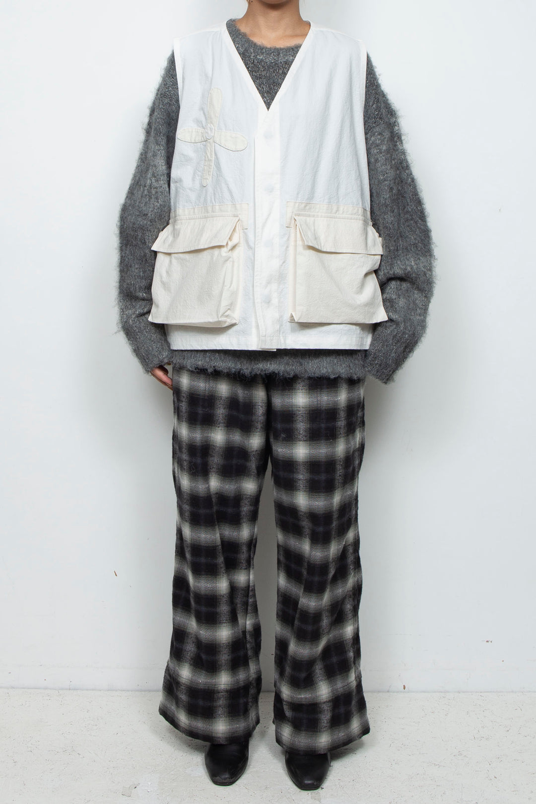 flower vest white