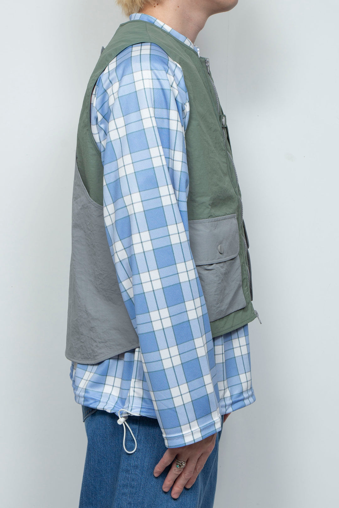 TRAVEL VEST V2 KHAKI