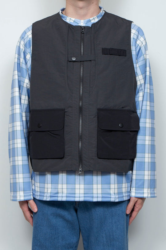 TRAVEL VEST V2 BLACK