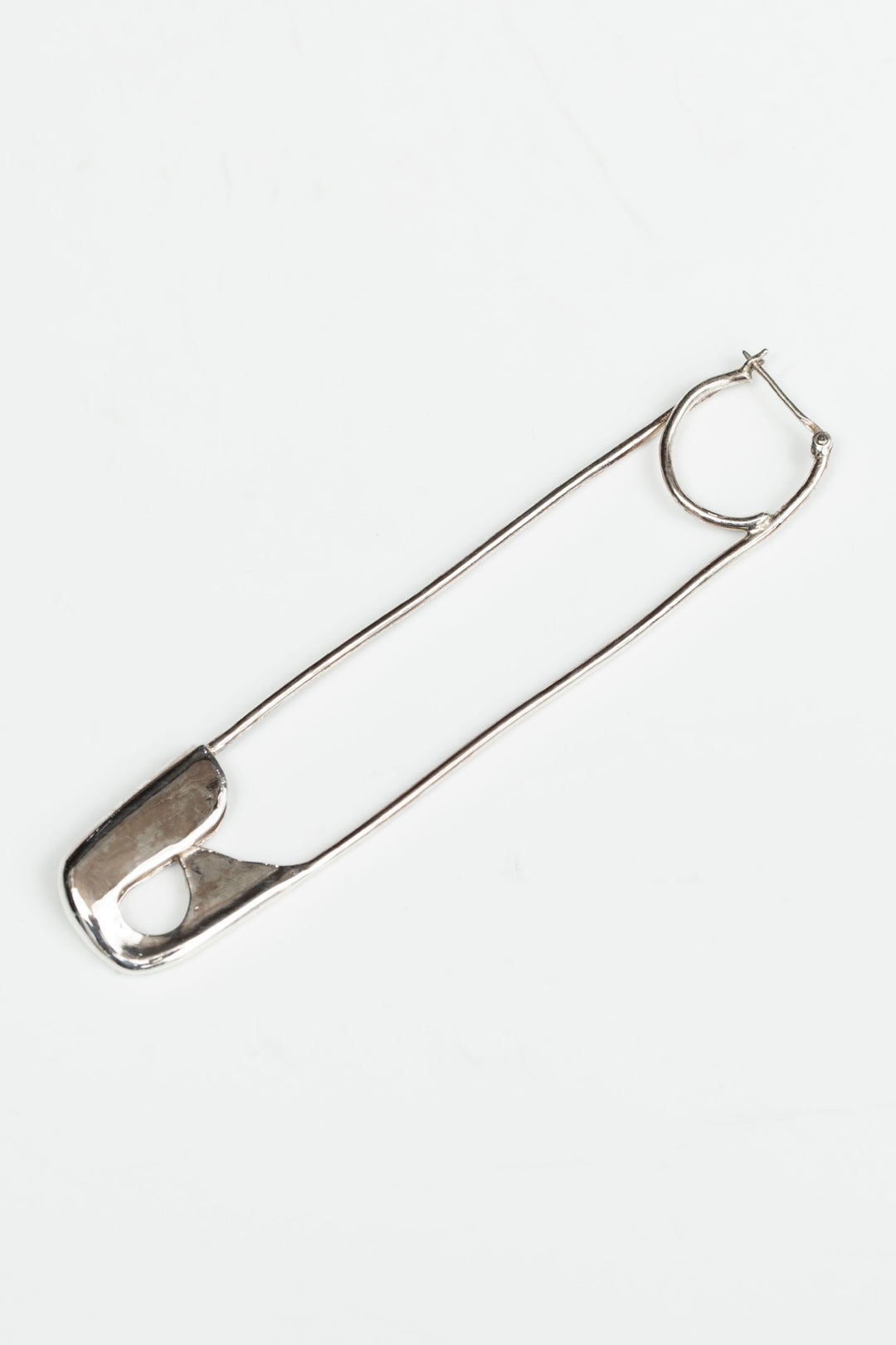 safety pin piece