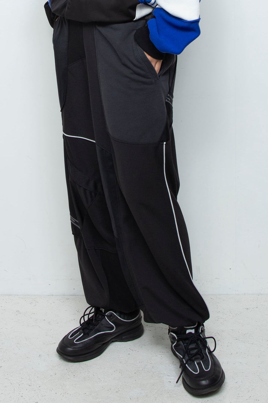 Amorphous Long Pants Black