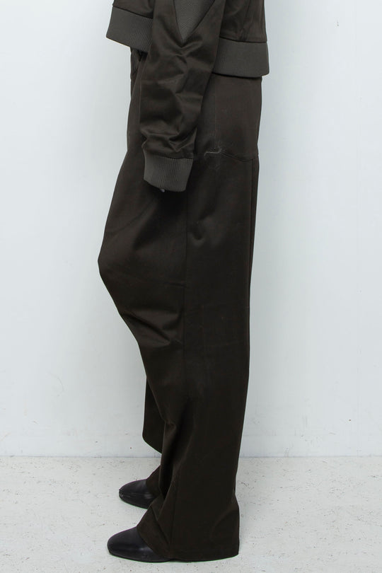 Deconstructing silhouette casual pants