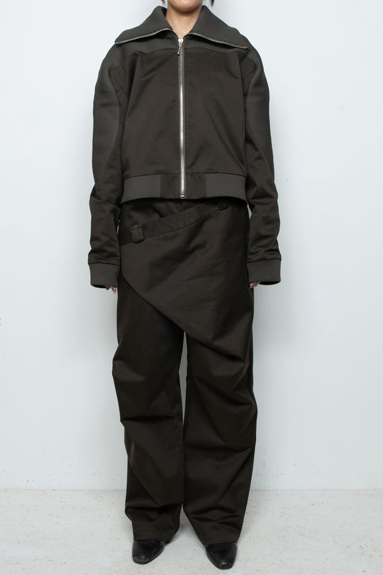 Deconstructing silhouette casual pants