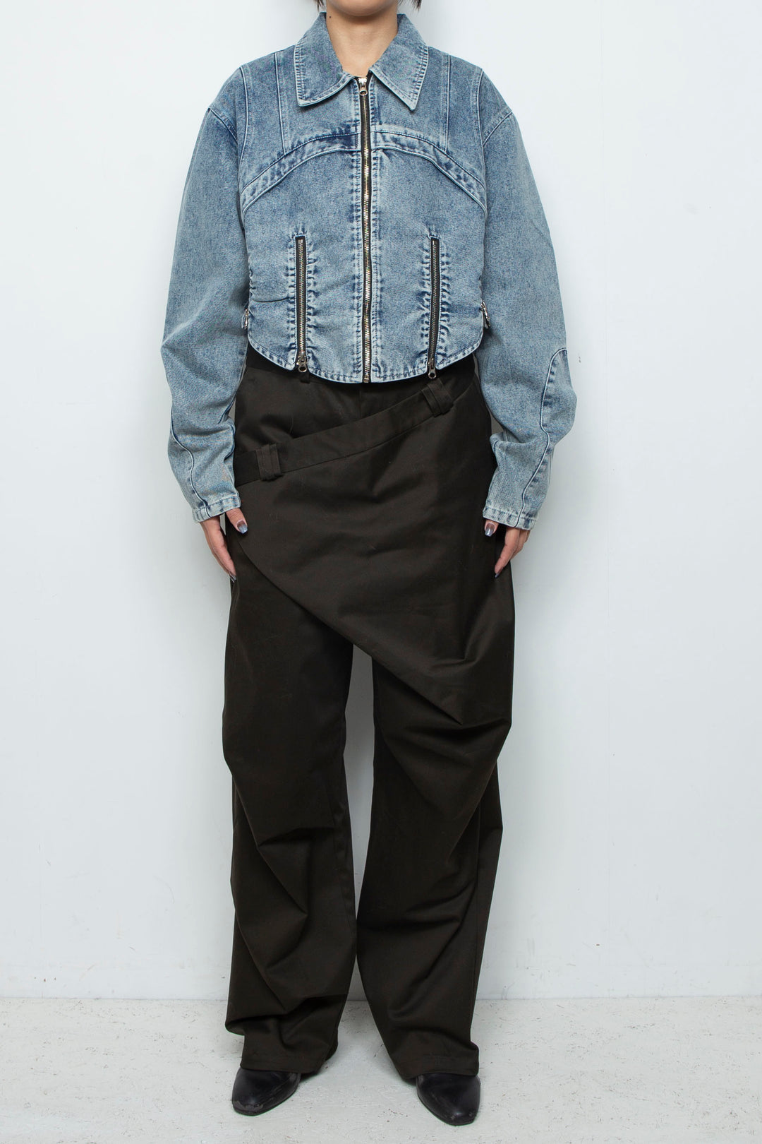 Blue denim short jacket