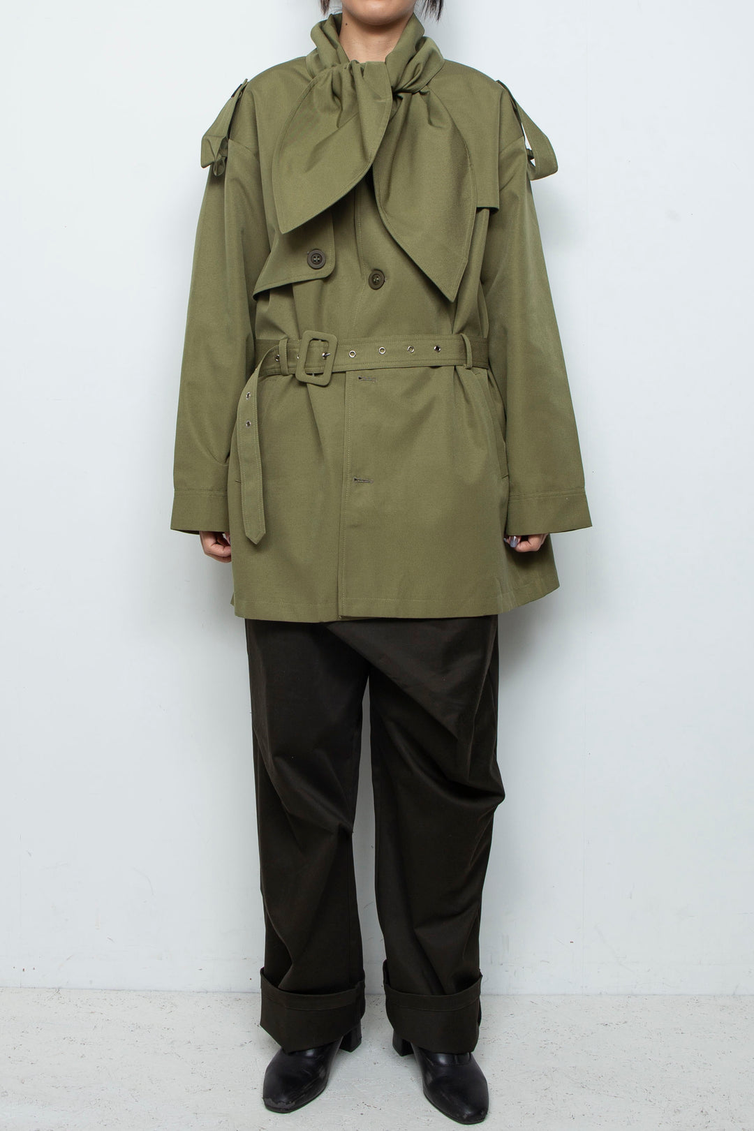 Big bow tie silhouette windbreaker jacket