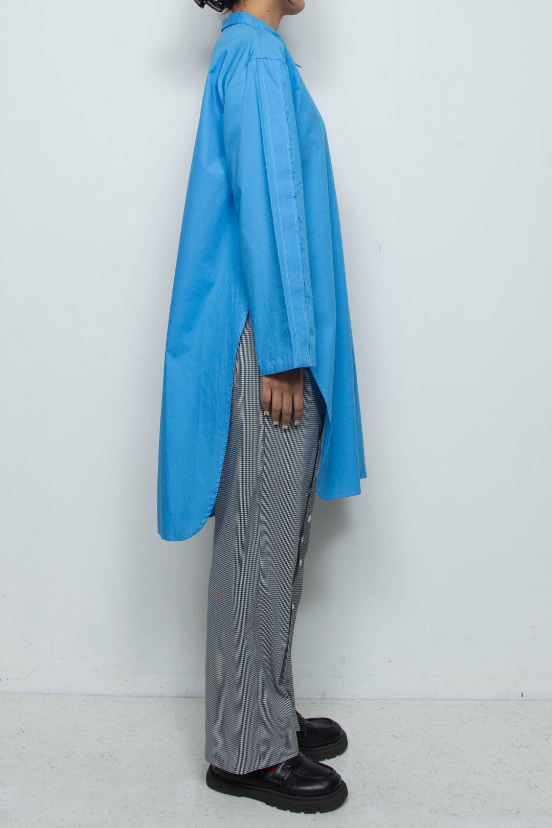 Wing High Slit Long Shirt Blue