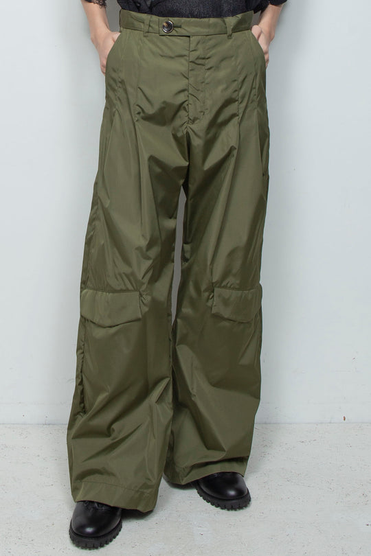 TRUSSAIR®︎ TWILL シンフラップバギートラウザー MILITARY GREEN