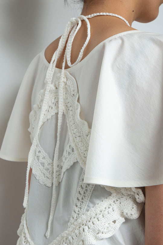 Square crochet edging top white