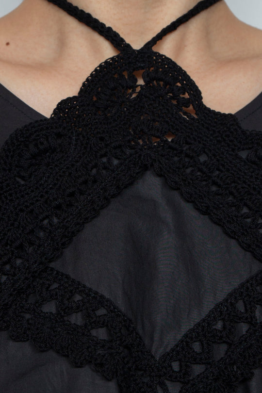 Square crochet edging top black