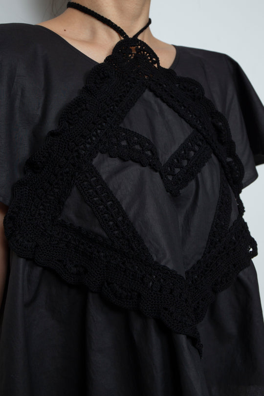 Square crochet edging top black