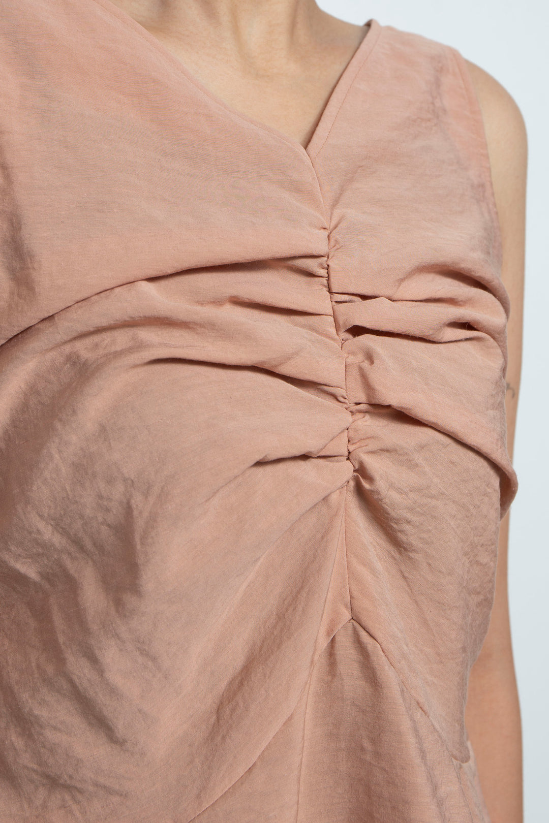 Front gather peplum hem top coral