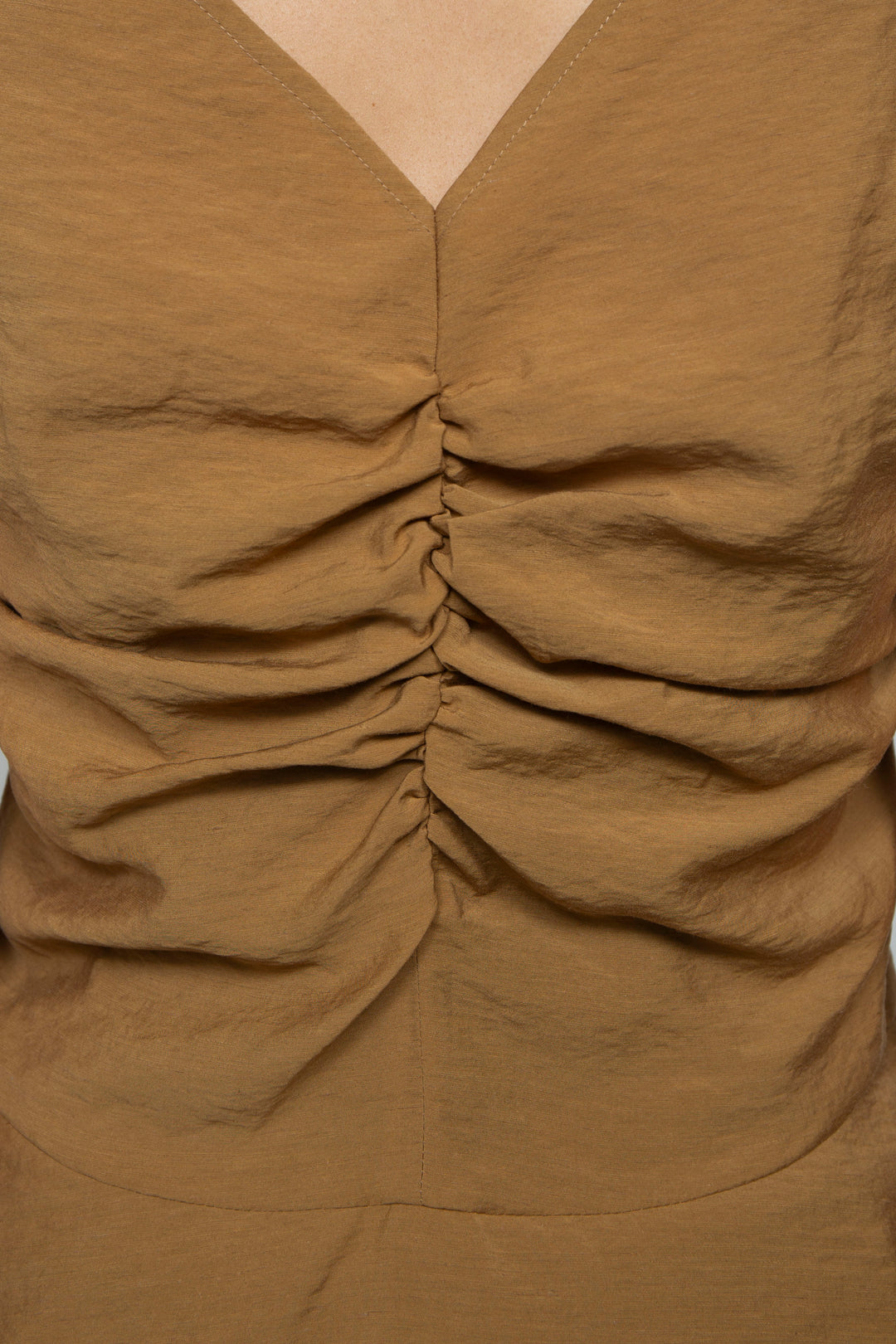 Front gather peplum hem top moca