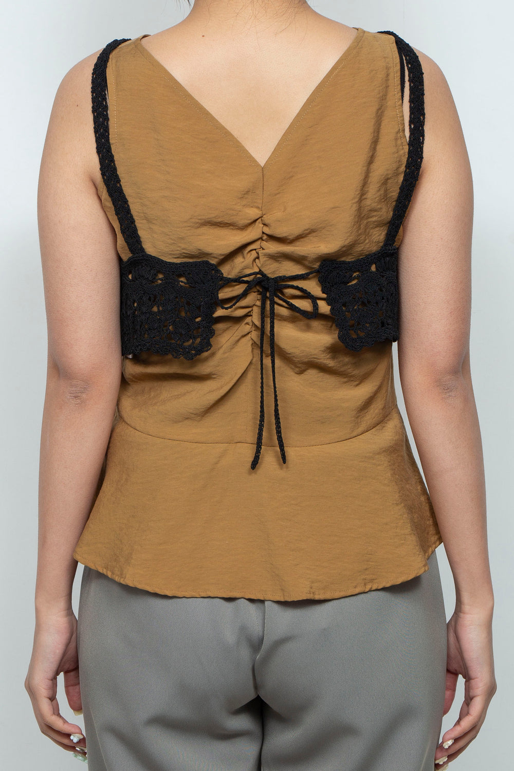 Crochet crop top black