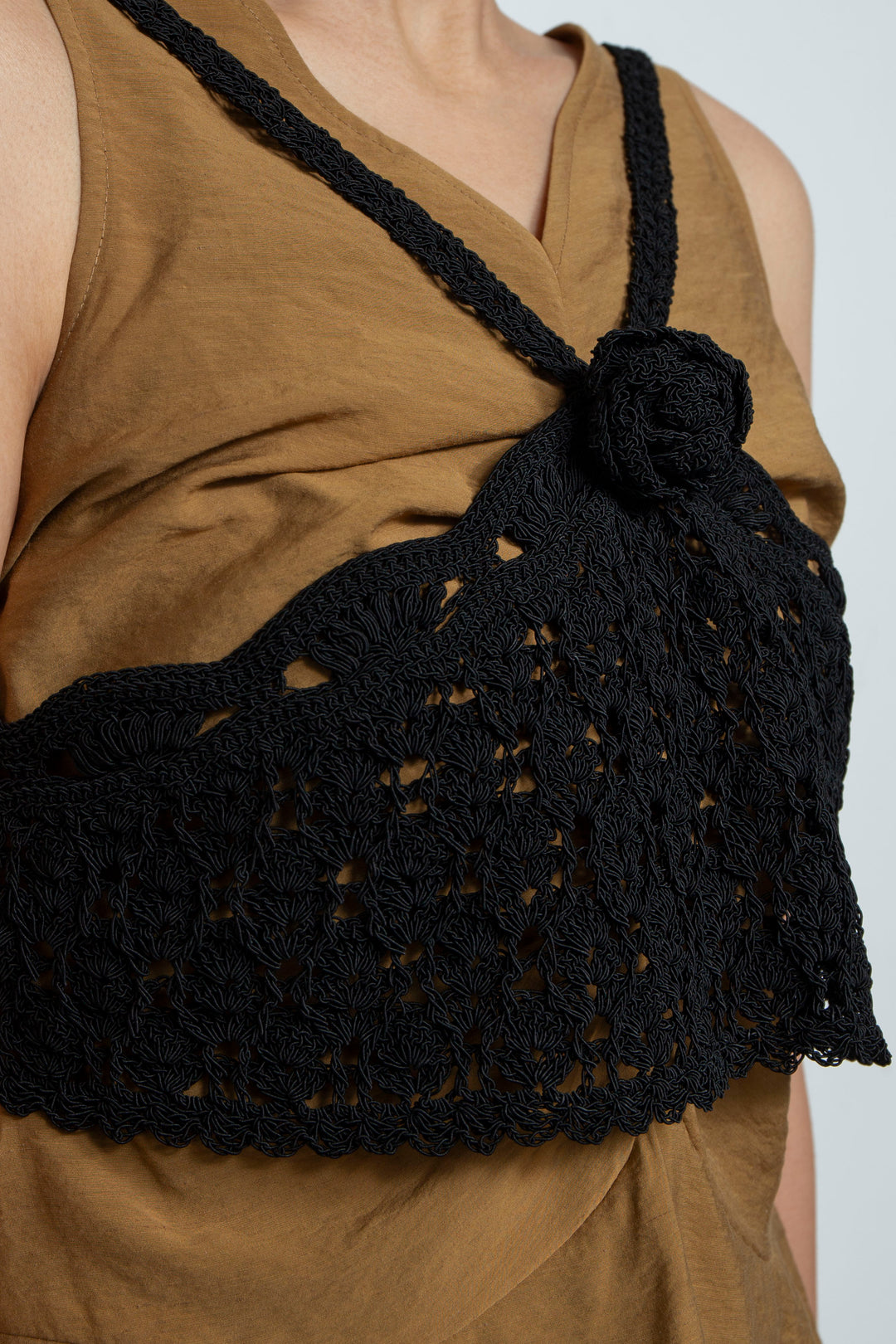 Crochet crop top black