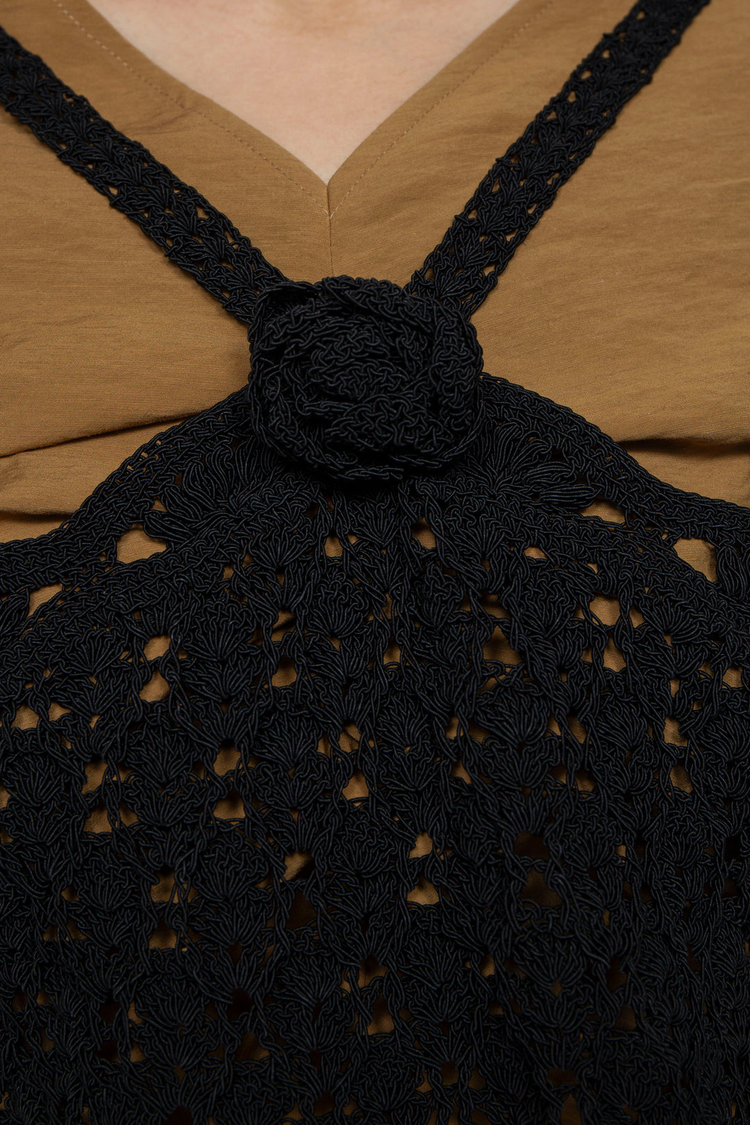 Crochet crop top black