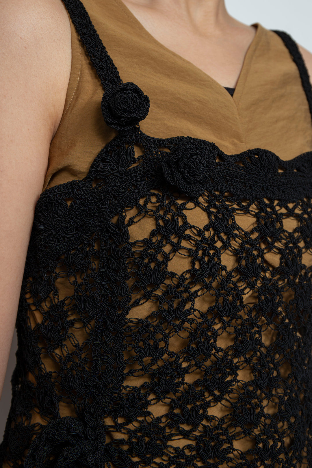 Solomon's knot crochet bustier black