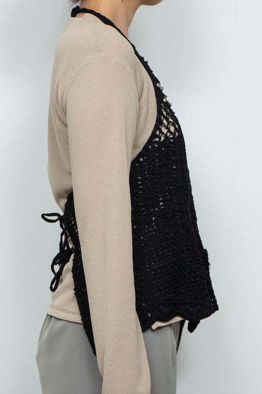 Lover’s knot & beads crochet top black