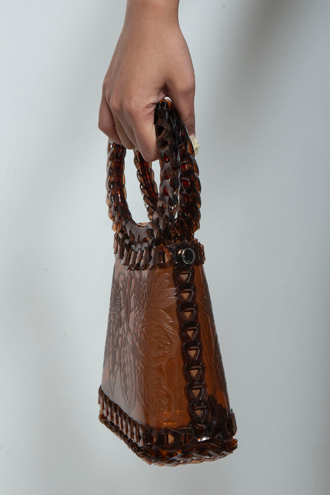 Circle handle tab bag brown