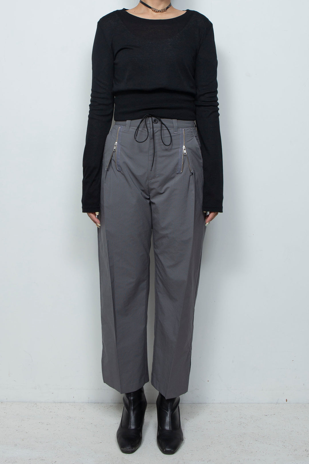 260107 PANTS GRAY