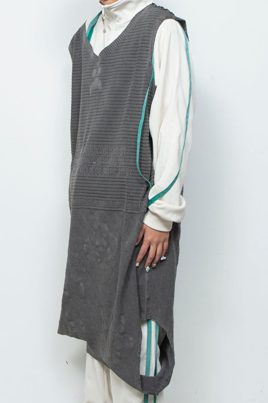 SEAMLESS TRANSFORMABLE DRESS/VEST Gray