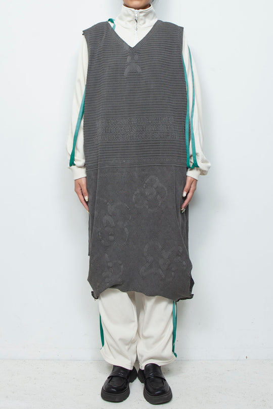 SEAMLESS TRANSFORMABLE DRESS/VEST Gray