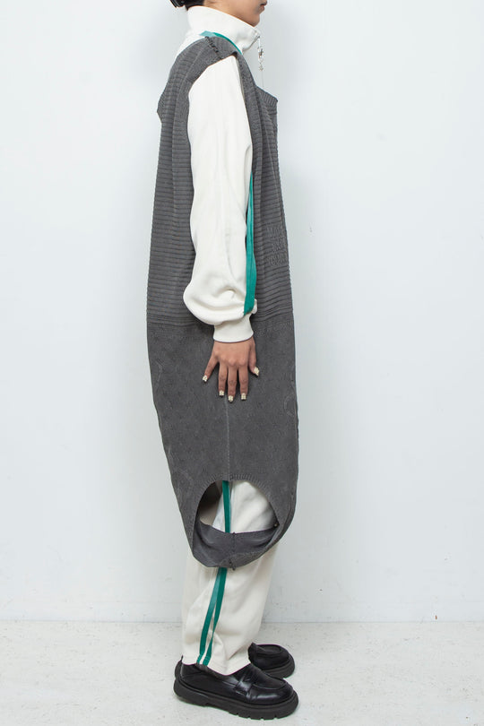 SEAMLESS TRANSFORMABLE DRESS/VEST Gray