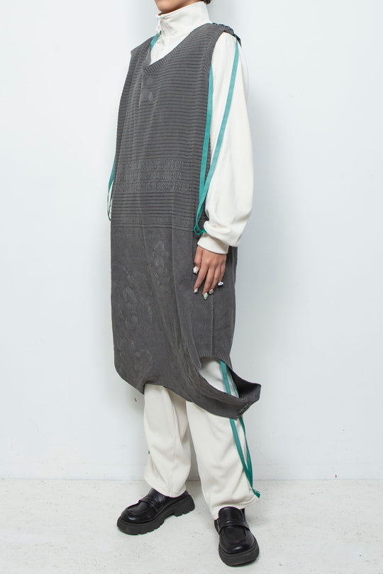 SEAMLESS TRANSFORMABLE DRESS/VEST Gray